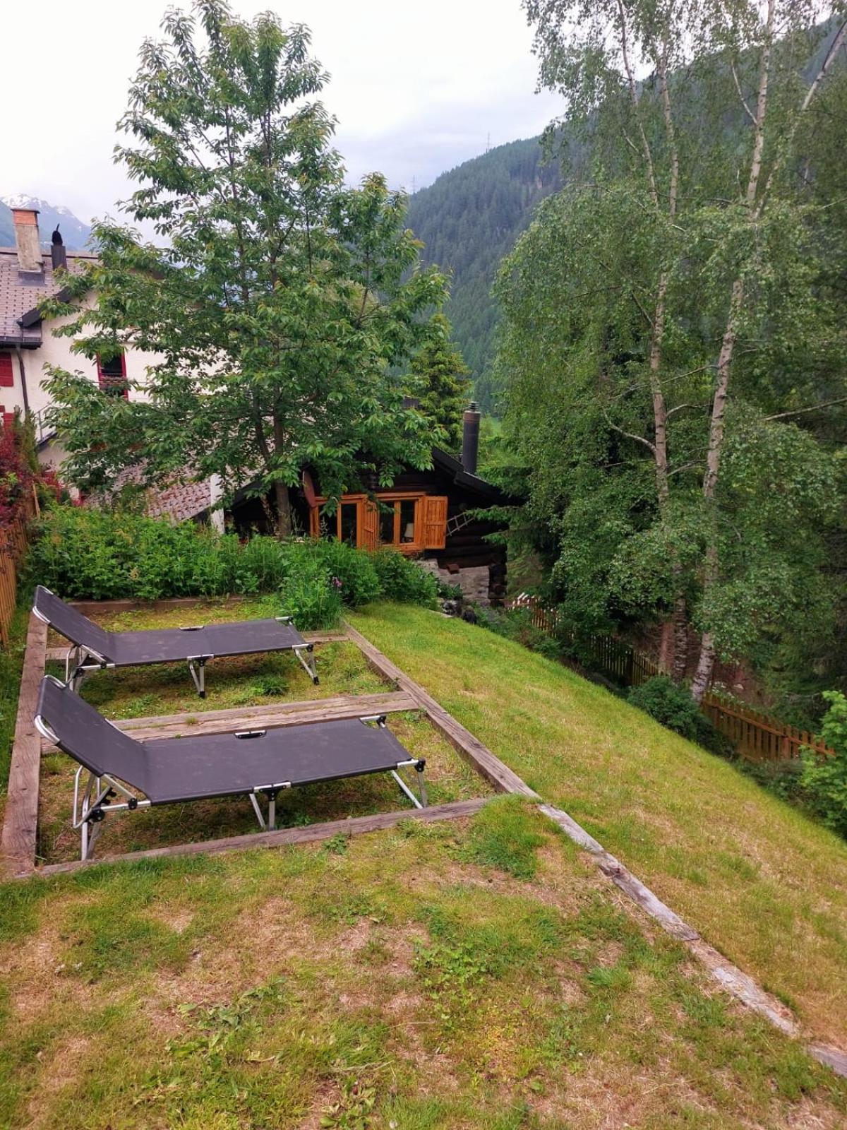 "Chalet Dei Fiori" Room & Apartment Bedretto Exterior photo